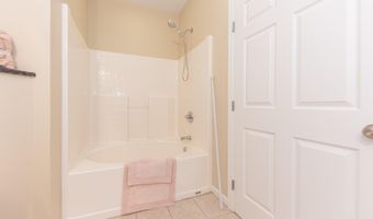 301 Scio Village Ct 262, Ann Arbor, MI 48103