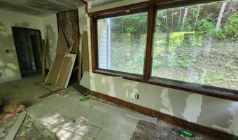 210 Callahan, Appalachia, VA 24216