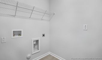 1049 Misty Creek Dr, Aberdeen, NC 28315