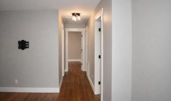 702 Center Dr W, Beaufort, SC 29902