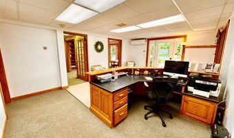 1045 Broadway, Bangor, ME 04401