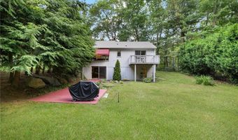 103 Rollingwood Dr, North Kingstown, RI 02852