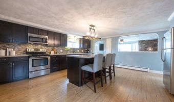 9 Pequot Ave, Cumberland, RI 02864