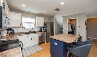 3205 SW Arlan Ln, Ankeny, IA 50023