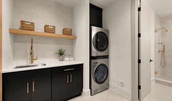 6916 CARMICHAEL Ave, Bethesda, MD 20817