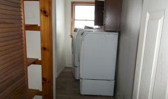 4 Spring St, Baileyville, ME 04694