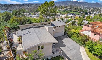 2377 Silver Ridge Ave, Los Angeles, CA 90039
