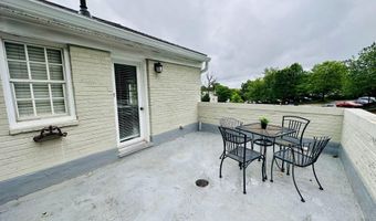 706 S ARLINGTON MILL Dr 18302, Arlington, VA 22204