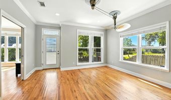 40 Myrtle St, Apalachicola, FL 32320