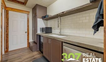 2929 E Ave, Cody, WY 82414