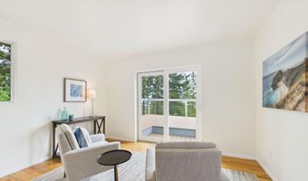 7090 Fickle Hill Rd, Arcata, CA 95521