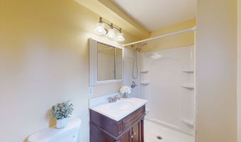 10 Monika Ln 10, Brookfield, CT 06804