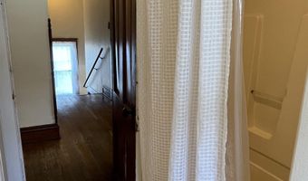 325 S Main St, Albia, IA 52531