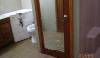 814 Cleveland Ave, Adel, GA 31620