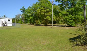 214 Lakepoint Rd, Alford, FL 32420