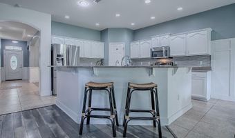 895 SILVERTIP Rd, Apopka, FL 32712