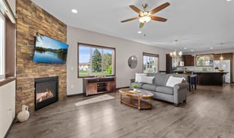 2726 11th Ave, Anoka, MN 55303