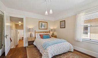 1300 Regent St, Alameda, CA 94501