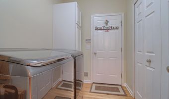 5565 Gallery Park Dr, Ann Arbor, MI 48103