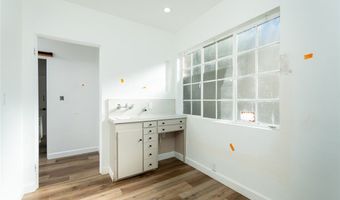 2028 Lake Ave, Altadena, CA 91001