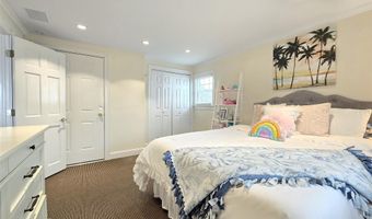 19 Kent Pl, Amityville, NY 11701