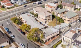4479 W 61st St, Windsor Hills, CA 90043