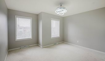 3 Bryn Mawr Ct, Albany, NY 12211