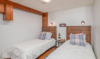 4 Tabert Ln, Belgrade, ME 04917
