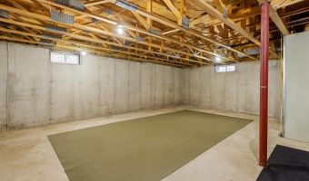 12 Summit Ter, Falmouth, ME 04105