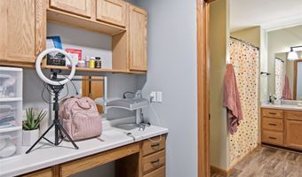 511 S Beach Dr, Altoona, WI 54720