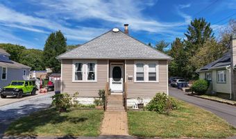 3 Stone Cir, Absecon, NJ 08201