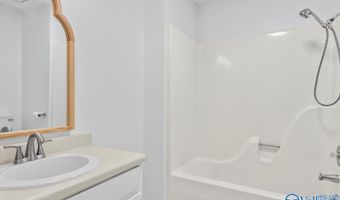 329 Ohara Dr, Albertville, AL 35950