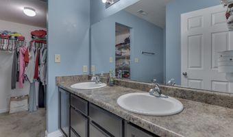 7518 Boundary Bay Ct, Indianapolis, IN 46217