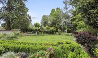 17445 S Beckman Rd, Oregon City, OR 97045