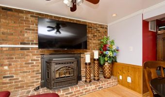 7052 WARDELL St, Annandale, VA 22003