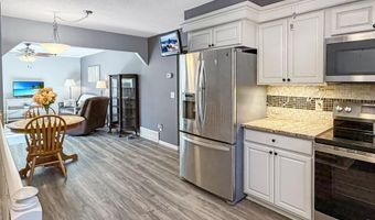 13994 Holyoke Ct, Apple Valley, MN 55124