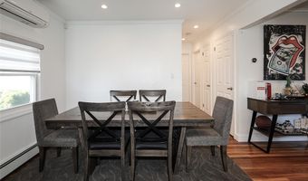 132 Bethel Rd, Albertson, NY 11507