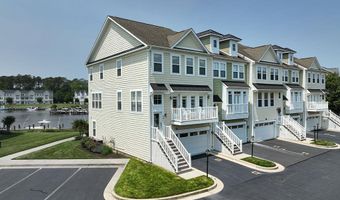 10900 HOLYSTONE Ln 301, Berlin, MD 21811