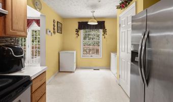 716 STREAMSIDE Dr, Bowie, MD 20721