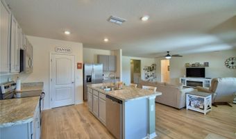 803 AUBURN GROVE Ct, Auburndale, FL 33823