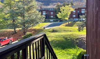 8 Le Touquet 4, Alloway, NJ 07462