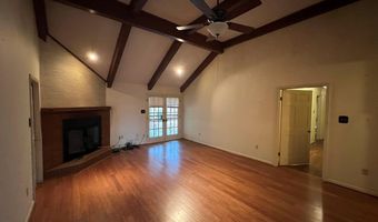 222 Pine Ln, Batesville, MS 38606