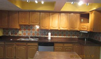 10105 MALAGUENA Ln NE, Albuquerque, NM 87111