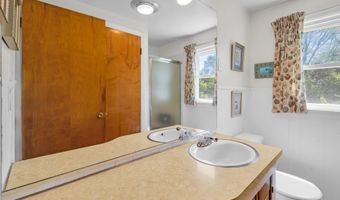 24 Toole Dr, Branford, CT 06405
