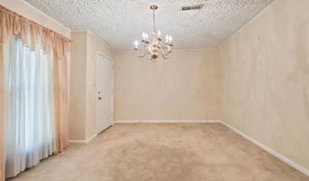 201 Frazier Rd, Altavista, VA 24517