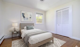 200 Chipman Dr, Cheshire, CT 06410