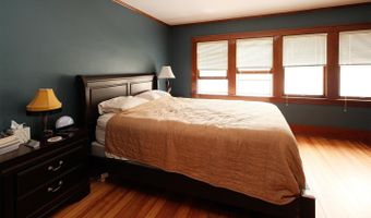 804 6th Ave, Alton, IA 51003