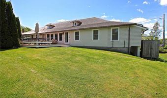 215 Coggeshall Ave, Newport, RI 02840