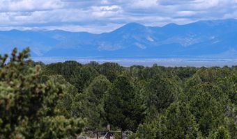 438 Carson Rd S, Carson, NM 87515