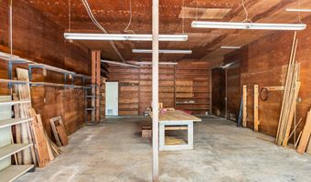273 FAWN Ln, Azalea, OR 97410
